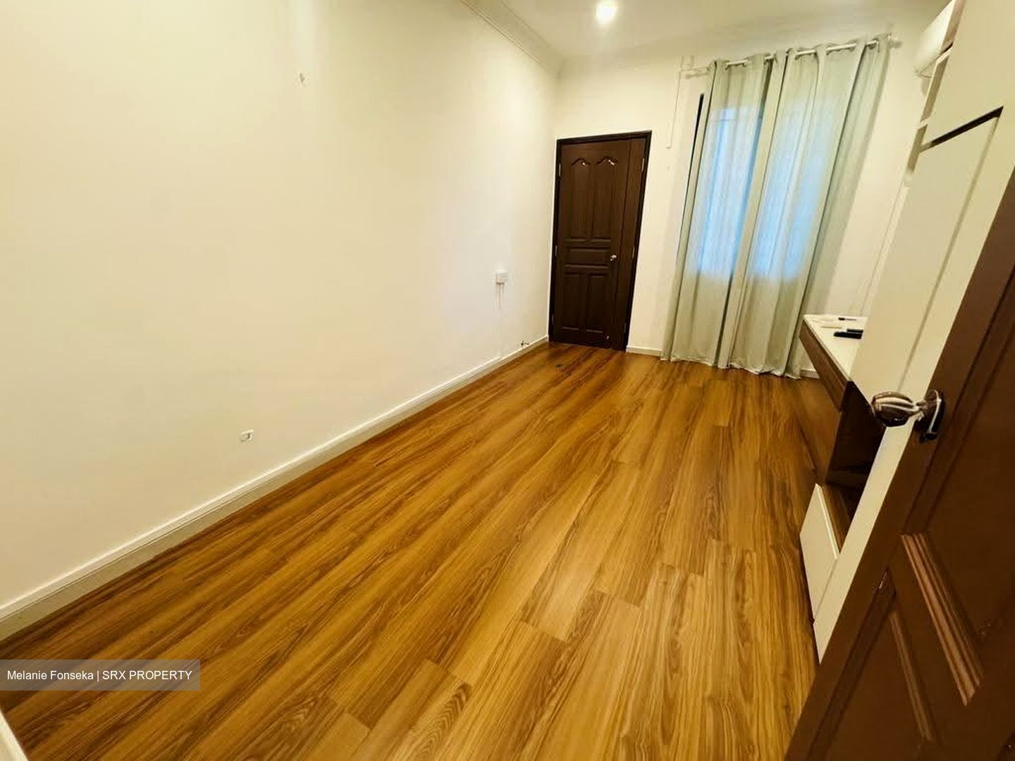 Teachers' Housing Estate (D26), Terrace #611207041